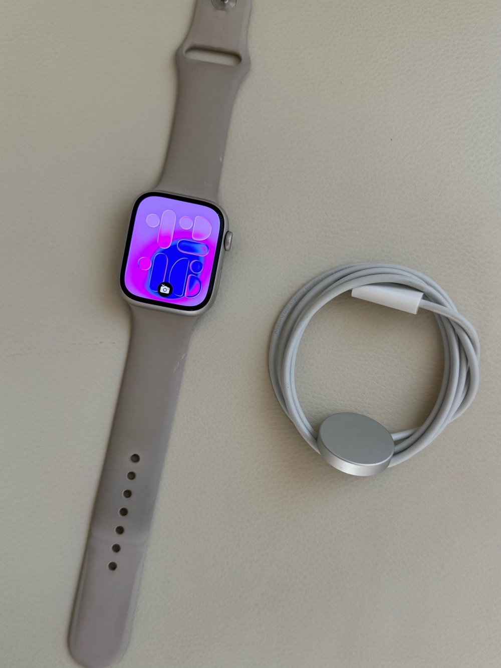 Apple Watch Series 9 (GPS + Cellular) 45mm Aluminum